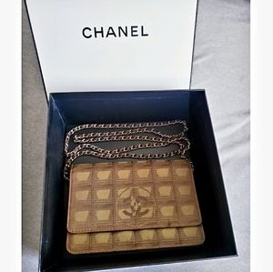 *SOLD* CHANEL Travel Line WOC flap bag